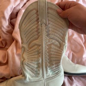 Vintage white cowgirl boots